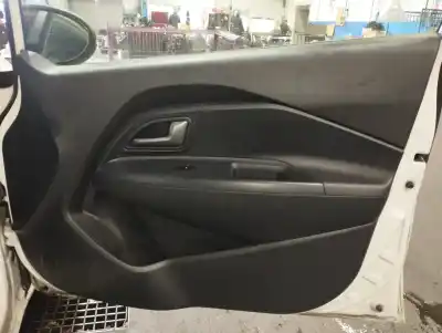 Second-hand car spare part right front door trim for kia rio drive oem iam references 823081w020hu