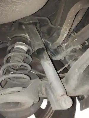 Peça sobressalente para automóvel em segunda mão amortecedor traseiro esquerdo por kia rio drive referências oem iam 553001w000  