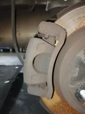 Second-hand car spare part rear right brake caliper for kia rio drive oem iam references 584001w350