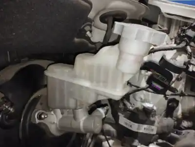 Second-hand car spare part brake pump for kia rio drive oem iam references 585101r200