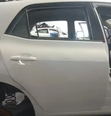 Peça sobressalente para automóvel em segunda mão porta do automóvel traseira direita por toyota auris hybrid active referências oem iam 6700302250