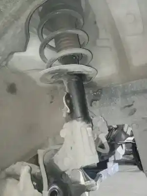 Peça sobressalente para automóvel em segunda mão amortecedor dianteiro direito por toyota auris hybrid active referências oem iam 4851002841