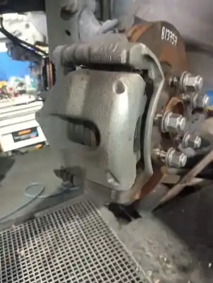Peça sobressalente para automóvel em segunda mão pinça de travão dianteira esquerda por toyota auris hybrid active referências oem iam 4775002341