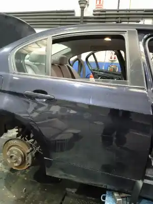 Peça sobressalente para automóvel em segunda mão porta do automóvel traseira direita por bmw serie 3 berlina (e90) 320d referências oem iam 41007203648