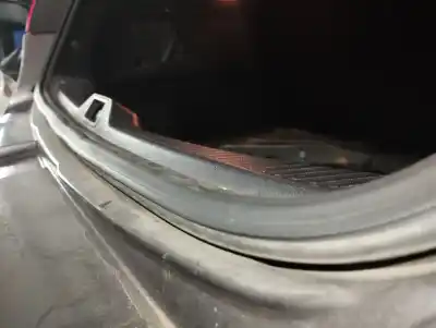 Pezzo di ricambio per auto di seconda mano gomma contorno porta per renault megane iii berlina 5 p dynamique riferimenti oem iam 848300006r