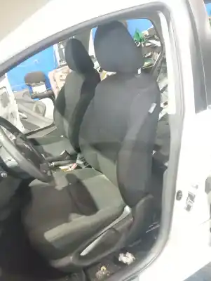 Peça sobressalente para automóvel em segunda mão assento dianteiro esquerdo por toyota auris hybrid active referências oem iam   