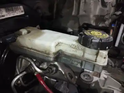 Peça sobressalente para automóvel em segunda mão bomba de travões por renault megane iii berlina 5 p dynamique referências oem iam 460115826r