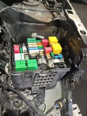 Автозапчасти б/у блок реле/предохранителей за citroen c4 cactus onetone ссылки oem iam 9671941780  