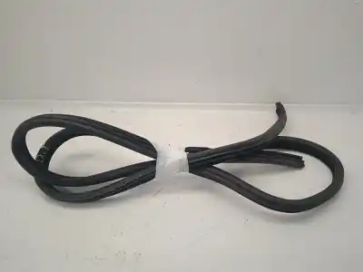 Peça sobressalente para automóvel em segunda mão junta vedante da porta por bmw serie 3 berlina (e90) 320d referências oem iam 51767060229