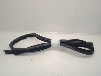 Peça sobressalente para automóvel em segunda mão junta vedante da porta por bmw serie 3 berlina (e90) 320d referências oem iam 51767060229