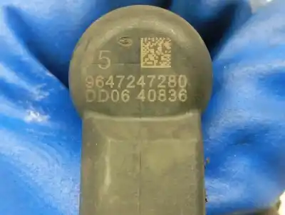 Автозапчастина б/у инжектор для FORD FOCUS C-MAX (CAP) Ghia (D) Посилання на OEM IAM 9647247280  