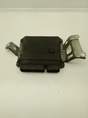 Peça sobressalente para automóvel em segunda mão  por TOYOTA YARIS  Referências OEM IAM 896610DB00  