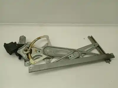 Peça sobressalente para automóvel em segunda mão elevador de vidros dianteira esquerda por toyota yaris active referências oem iam 857020f010  
