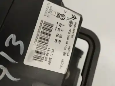 Pièce détachée automobile d'occasion FEU DROIT pour CITROEN C3 PICASSO  Références OEM IAM 9681806180  