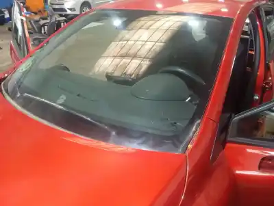 Second-hand car spare part windshield for renault clio iv dynamique oem iam references 727121636r  