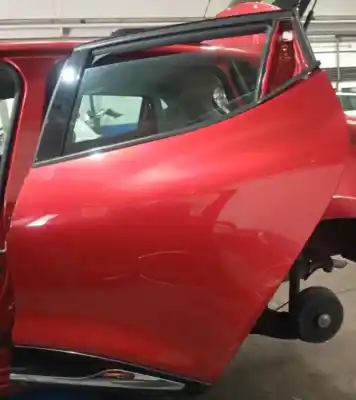 Second-hand car spare part rear left door for renault clio iv dynamique oem iam references 821016892r  