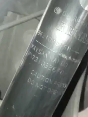 Peça sobressalente para automóvel em segunda mão amortecedor traseiro direito por renault clio iv dynamique referências oem iam 562109815r  