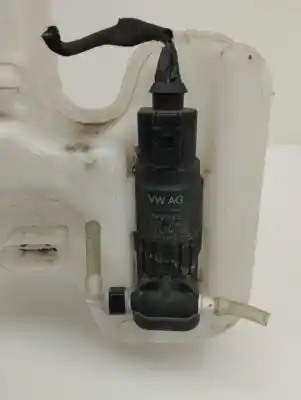 Second-hand car spare part WINDSCREEN WASHER BOTTLE for VOLKSWAGEN T-CROSS  OEM IAM references 2GM955453C  