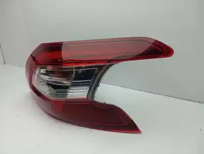Pièce détachée automobile d'occasion feu arrière droit pour peugeot 308 sw active références oem iam 9677817580  