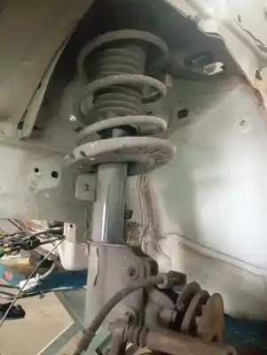 Pièce détachée automobile d'occasion amortisseur avant gauche pour peugeot 308 sw active références oem iam 9810564380