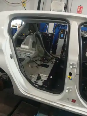 Pièce détachée automobile d'occasion joint de porte de voiture pour peugeot 308 sw active références oem iam 9677519980