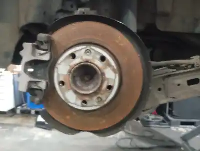 Pièce détachée automobile d'occasion moyeu de roue arrière droite pour peugeot 308 sw active références oem iam 9803736180