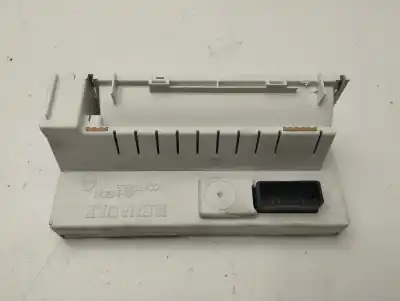 Peça sobressalente para automóvel em segunda mão display gps / multimídia por renault twingo gt referências oem iam 8200722451  