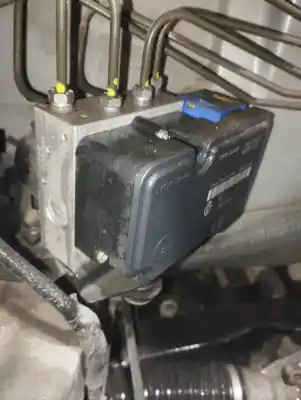 Second-hand car spare part abs for renault twingo gt oem iam references 8201078284  