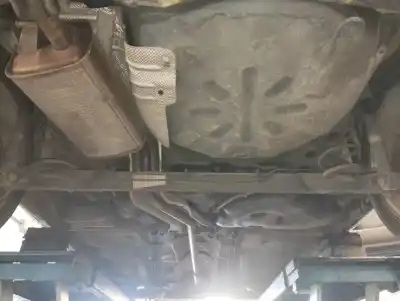 Peça sobressalente para automóvel em segunda mão charrió / suporte de eixo de trás por renault twingo gt referências oem iam 8200630728