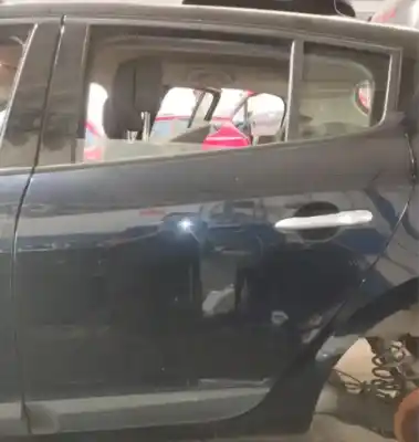 Автозапчастина б/у ДВЕРІ ЗАДНІ ЛІВІ для RENAULT MEGANE III BERLINA 5 P  Посилання на OEM IAM 821018543R  