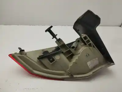 Peça sobressalente para automóvel em segunda mão farolim traseiro direito por renault laguna iii initiale referências oem iam 265500001r  