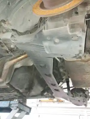 Peça sobressalente para automóvel em segunda mão charrió / suporte de eixo de trás por renault laguna iii initiale referências oem iam 555010289r