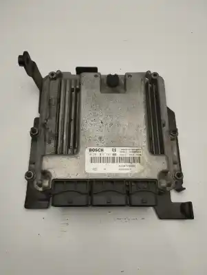 Peça sobressalente para automóvel em segunda mão Centralina De Motor Uce por RENAULT LAGUNA III Initiale Referências OEM IAM 8200726880  