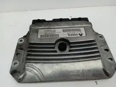 Second-hand car spare part ecu engine control for renault megane ii berlina 5p authentique oem iam references 8200509516