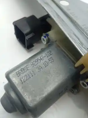 Peça sobressalente para automóvel em segunda mão elevador de vidros traseiro esquerdo por ford focus lim. (cb8) trend referências oem iam 929547102  