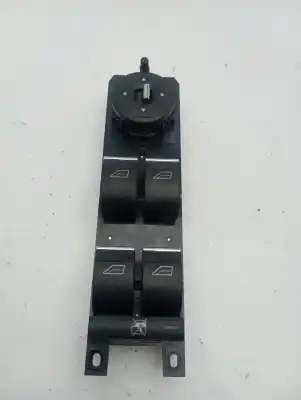 Peça sobressalente para automóvel em segunda mão botão / interruptor elevador vidro dianteiro esquerdo por ford focus lim. (cb8) trend referências oem iam 3s010020922  
