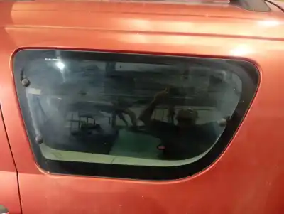 Автозапчастина б/у ліве задне скорівне скло для dacia logan mcv ambiance посилання на oem iam 6001549432  