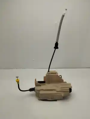 Second-hand car spare part  for VOLVO XC60  OEM IAM references 32310710  