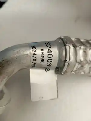Peça sobressalente para automóvel em segunda mão tubos de ar condicionado por volvo xc60 core awd referências oem iam 32400318  