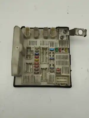 Peça sobressalente para automóvel em segunda mão Caixa De Fusíveis E Relés por RENAULT SCENIC II Grand Dynamique Referências OEM IAM 8200481863  