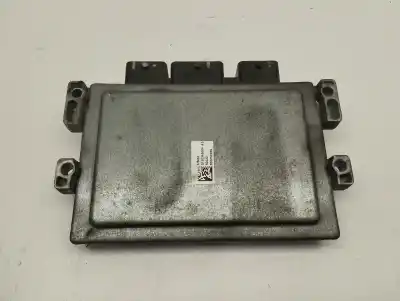 Автозапчастина б/у ебу контролер двигуна для renault clio iii evolution посилання на oem iam 8200783095  