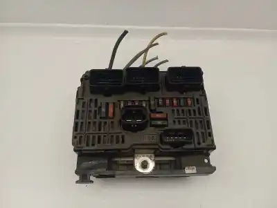 Second-hand car spare part Fuse Box Unit for PEUGEOT 407 ST Confort OEM IAM references 9656005680  