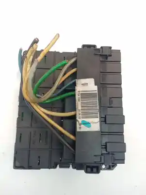 Pezzo di ricambio per auto di seconda mano scatola relè/fusibili per peugeot 307 break / sw (s1) break xr riferimenti oem iam 9650664080  