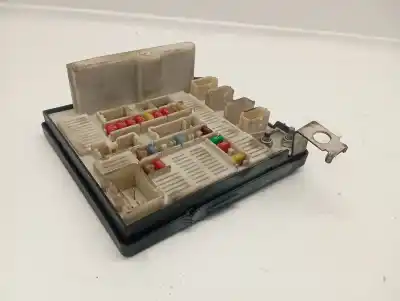 Second-hand car spare part fuse box unit for renault scenic iii grand dynamique oem iam references 8200481866  