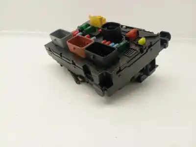 Second-hand car spare part fuse box unit for citroen c3 1.4 hdi exclusive oem iam references 9659741780  