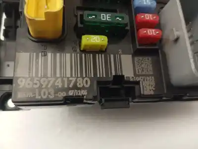 Second-hand car spare part fuse box unit for citroen c3 1.4 hdi exclusive oem iam references 9659741780  