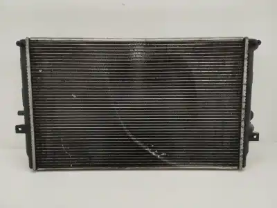Recambio de automóvil de segunda mano de RADIADOR AGUA para SEAT LEON (1M1) Sport F.R. 150 CV / 110 KW referencias OEM IAM 1J0121253AC  