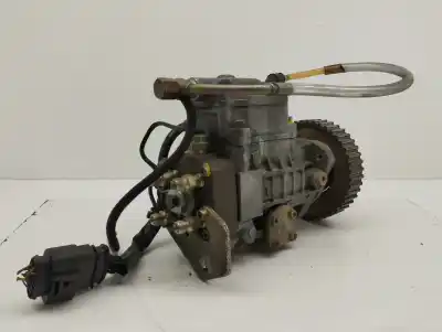 Автозапчастина б/у насос инжекційний для skoda octavia combi (1u5) elegance посилання на oem iam 038130107d  