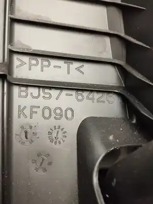 Автозапчастина б/у бардачок для mazda cx-3 luxury посилання на oem iam 8200179946  