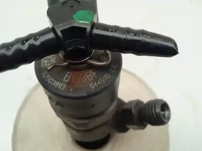 Second-hand car spare part injector for renault laguna ii (bg0) confort dynamique oem iam references 8200389369  